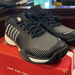 Hypercourt express 2 tennis shoe- black/ WhT